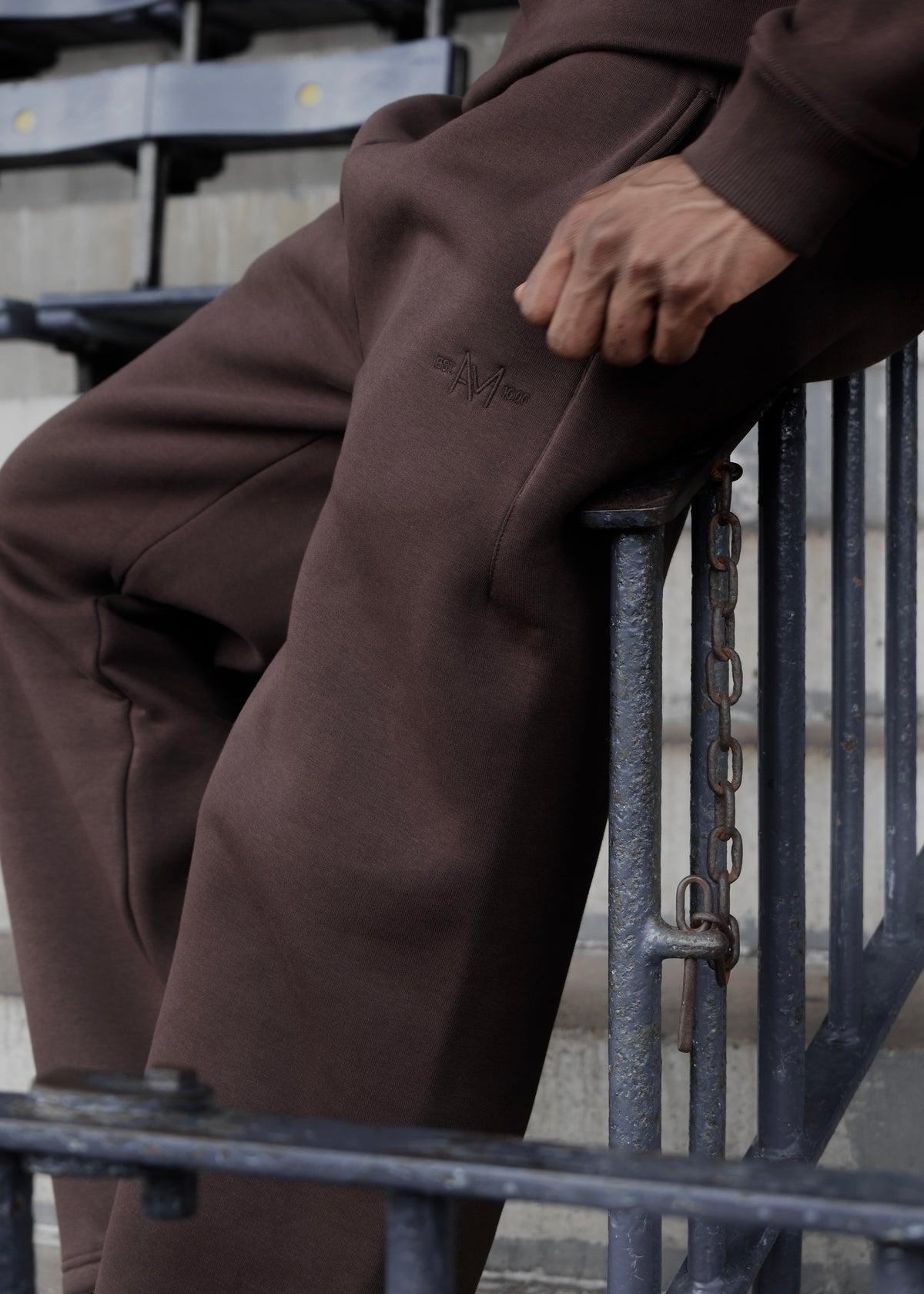 CoTech - Sweatpants - Dark Oak