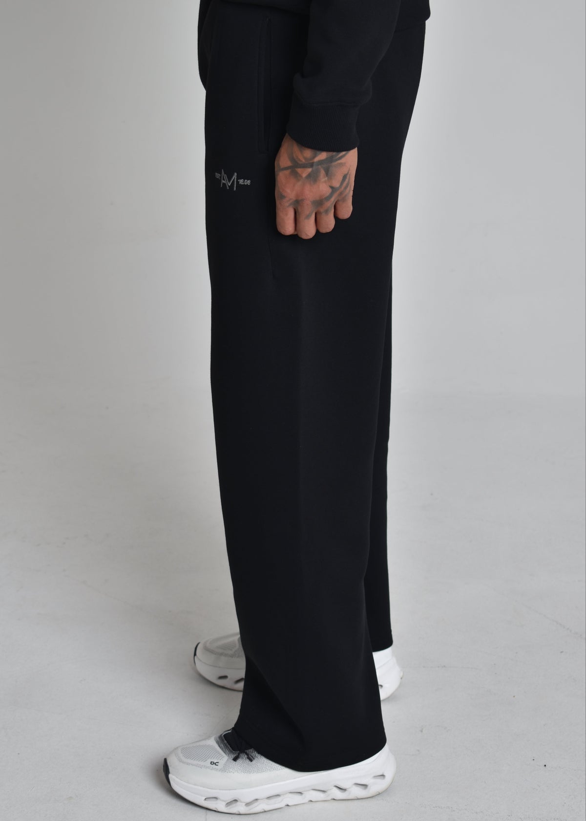 CoTech - Sweatpants - Black